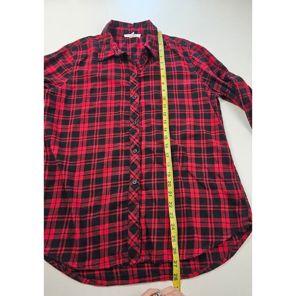 Buffalo plaid red black lightweight button up flannel sz M girly flared sleeve - Picture 7 of 7